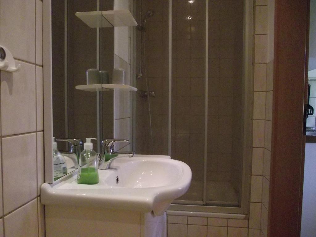 Ferienhaeuser Boerge Sassnitz Kamer foto